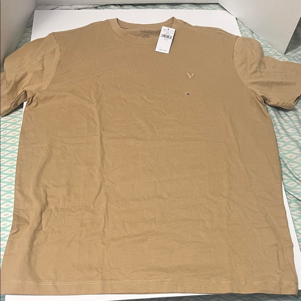 American Eagle Outfitters Tan Short Sleeve Tee